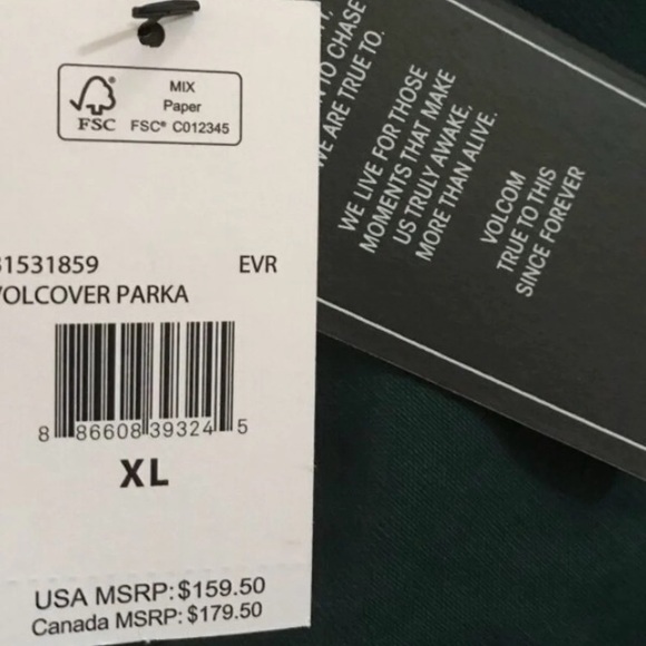 NWT Women’s Volcom Jacket - Picture 11 of 11